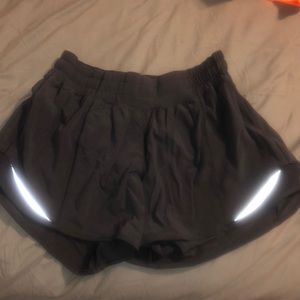 Lulu Lemon Hotty Hot Short